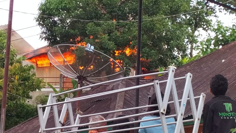 Hanya 1 Jam Rumah Kontrakan milik Siregar, Ludes Dilahap Api