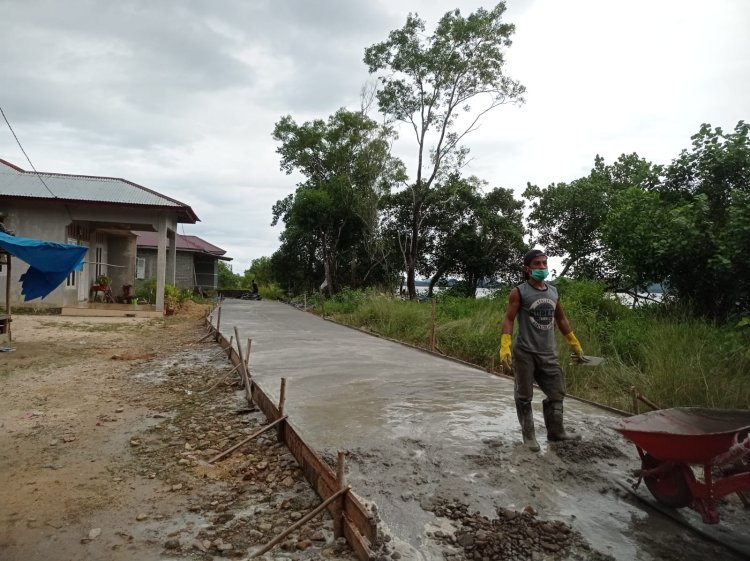 Pemdes Tap. Nauli I Bangun Rigid Beton Sepanjang 597 Meter Untuk Memperlancar Arus Transportasi Warga