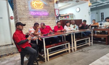 MaMa Tegaskan, Datang Bukan Untuk Jadi Raja, Namun Untuk Melayani, Sarma H Minta Atribut Partai Ditertibkan