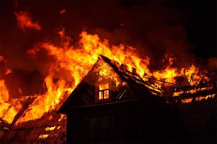 Api Hanguskan Rumah Ketua KPU Tapteng, Kapolres : Jangan Sebarkan Berita Yang Belum Tentu Kebenarannya